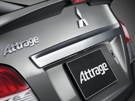 คิ้วฝากระโปรงท้ายโครเมียมรมดำ