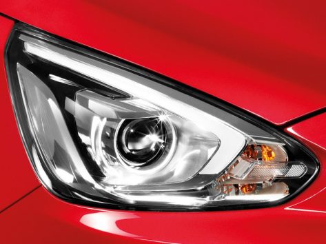 ไฟหน้าโปรเจคเตอร์แบบ Bi-XENON HID ไฟหรี่แบบ Spectrum LED