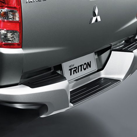 กันชนหลังดีไซน์ทันสมัยลงตัว