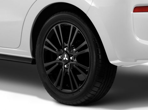 ล้ออัลลอยสีดำขนาด 15 นิ้ว