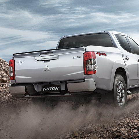 สปอยเลอร์หลังดีไซน์แกร่ง