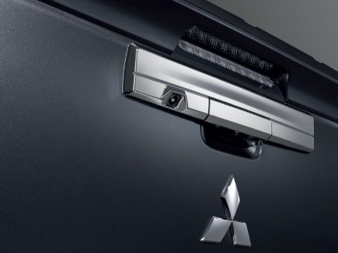 กล้องมองหลังบริเวณมือเปิดกระบะท้าย