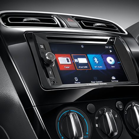 ระบบเครื่องเสียง 2 DIN หน้าจอสัมผัส ขนาด 6.2 นิ้ว พร้อมเครื่องเล่น DVD / MP3