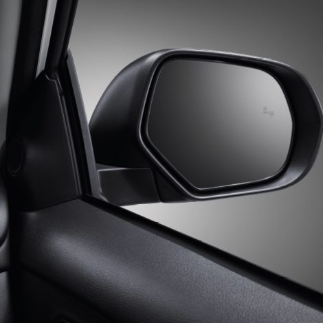 กระจกมองข้างปรับและพับไฟฟ้า พร้อมระบบไล่ฝ้า