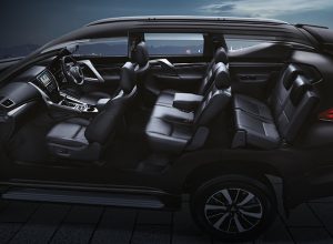 Ergo Seat Design สัมผัสสุนทรียภาพอันสมบูรณ์แบบแห่งการเดินทาง จาก มิตซูบิชิ ปาเจโร่ สปอร์ต ด้วย ERGO SEAT DESIGN โอบรับทุกสรีระ เบาะคู่หน้าปรับระดับได้ 8 ทิศทาง ด้วยระบบไฟฟ้า* พร้อมอุปกรณ์อำนวยความสะดวกครบครัน ให้คุณสู่ทุกจุดหมายได้อย่างสบายเหนือระดับ
