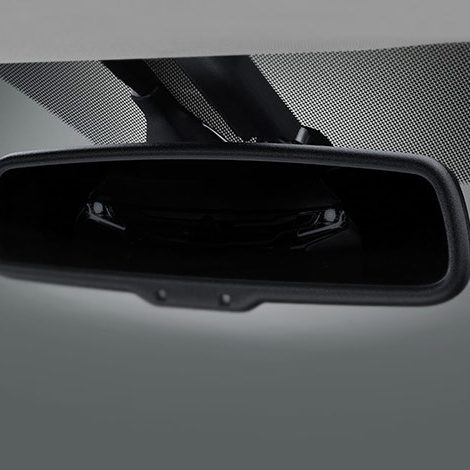 Auto Dimming Rear View Mirror กระจกมองหลังปรับลดแสงสะท้อนอัตโนมัติ ช่วยให้ปลอดภัยยิ่งขึ้นเมื่อขับขี่ตอนกลางคืน