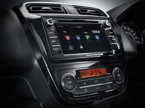 ระบบเครื่องเสียง 2 DIN หน้าจอสัมผัส 6.5 นิ้ว พร้อมเครื่องเล่น DVD / MP3 และระบบรองรับการเชื่อมต่อสมาร์ทโฟน พร้อมรองรับ Apple CarPlay