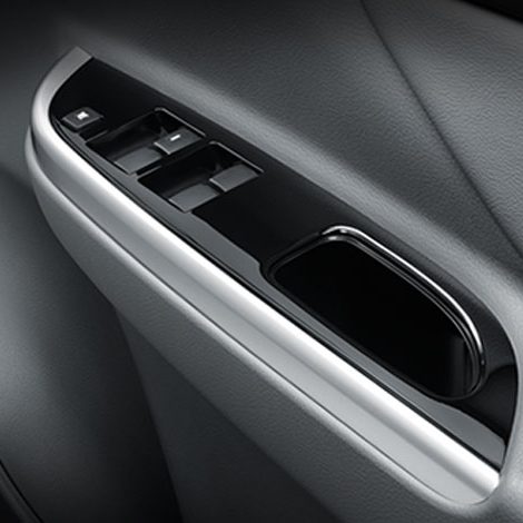 ปุ่มปรับกระจกไฟฟ้าด้านคนขับ