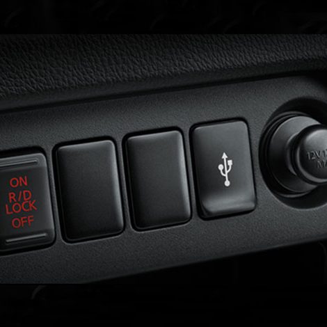 ช่องจ่ายไฟกระแสตรง 12 โวลต์