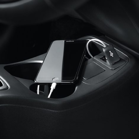 ช่องต่ออุปกรณ์ USB