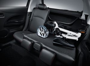 เบาะนั่งหลังปรับพับแบบ 60:40