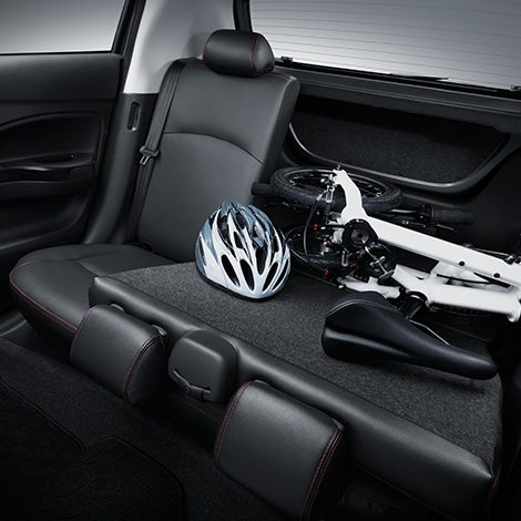 เบาะนั่งหลังปรับพับแบบ 60:40