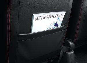 ช่องเก็บของหลังเบาะนั่งผู้โดยสารด้านหน้า